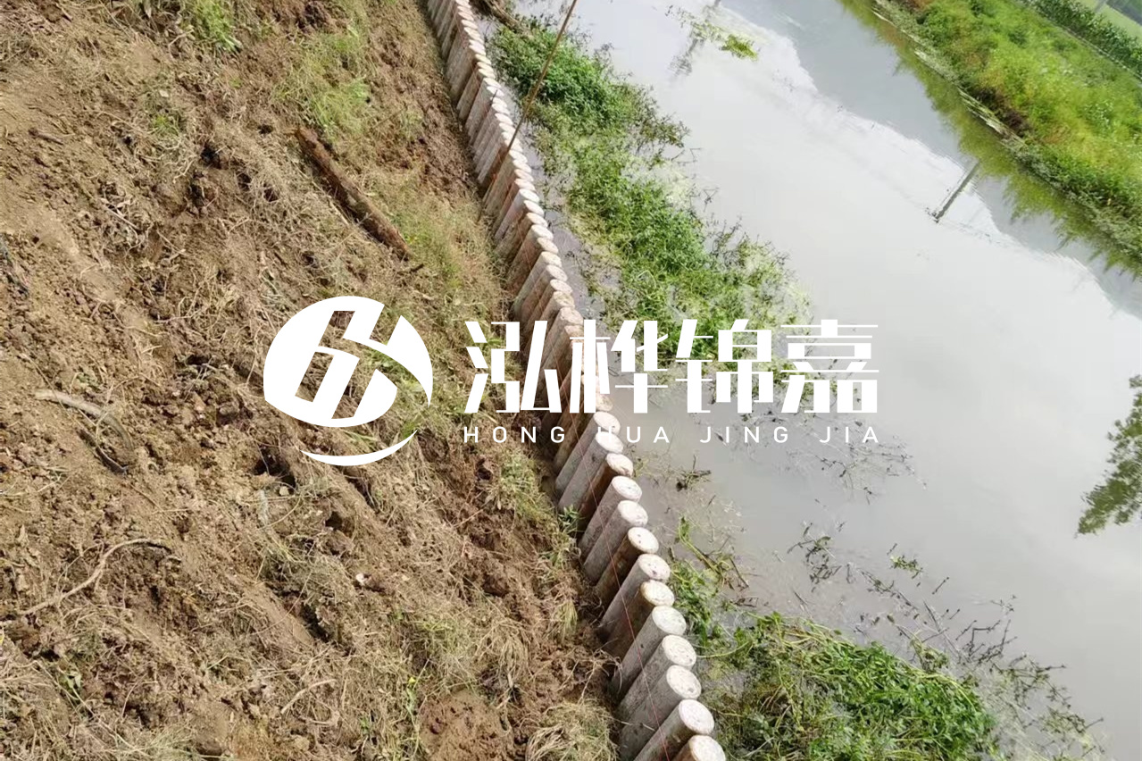 仿木樁施工前注意事項(xiàng)-水泥樁打樁機(jī)是怎么打樁的？